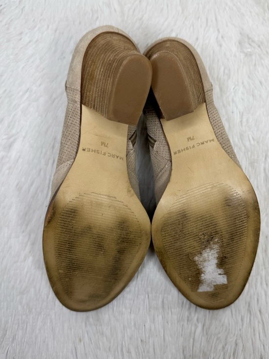 MARC FISHER / Cadis tan suede perforated heeled ankle booties / 7 - Picture 7 of 10
